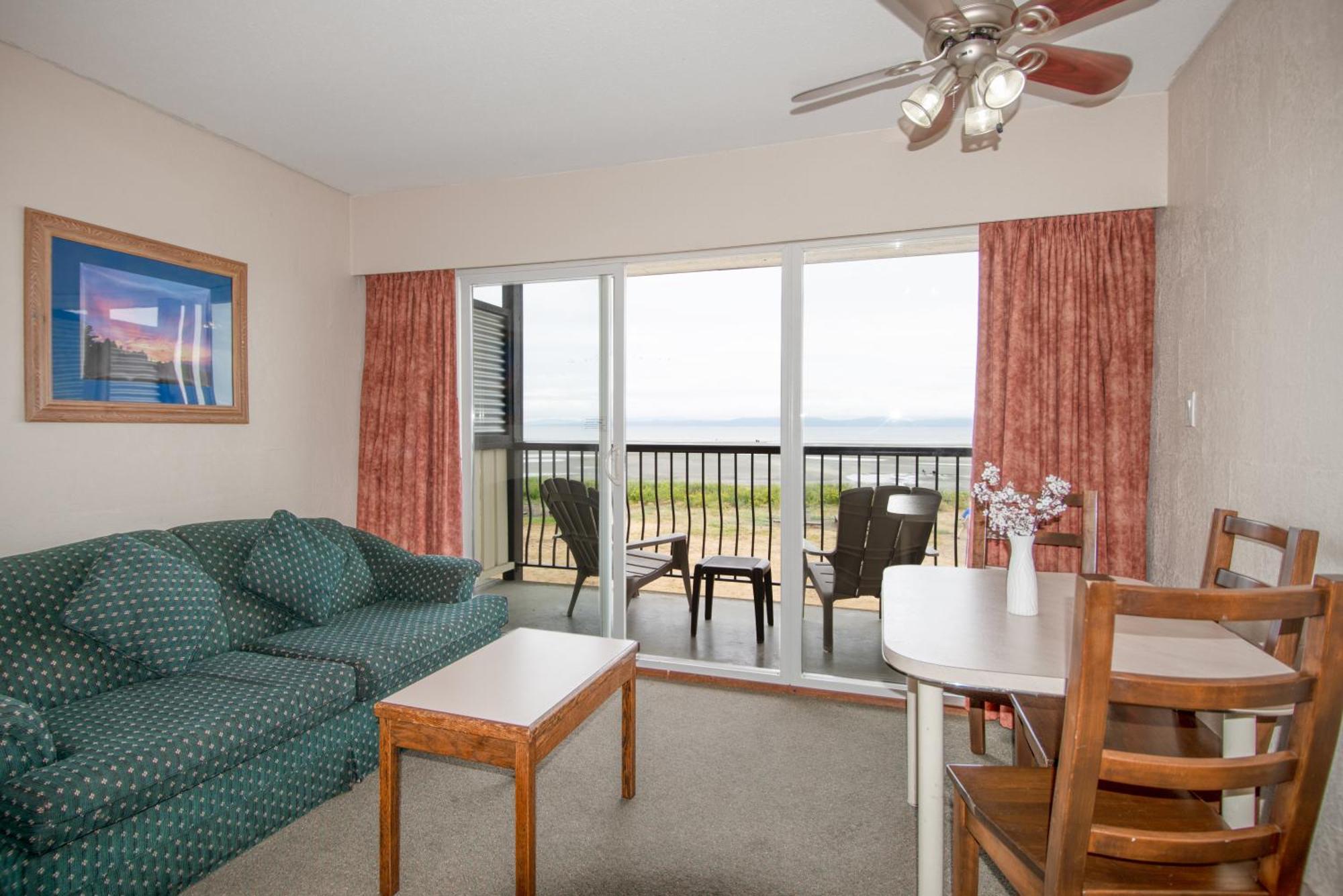 Sea Edge Motel Parksville Eksteriør billede