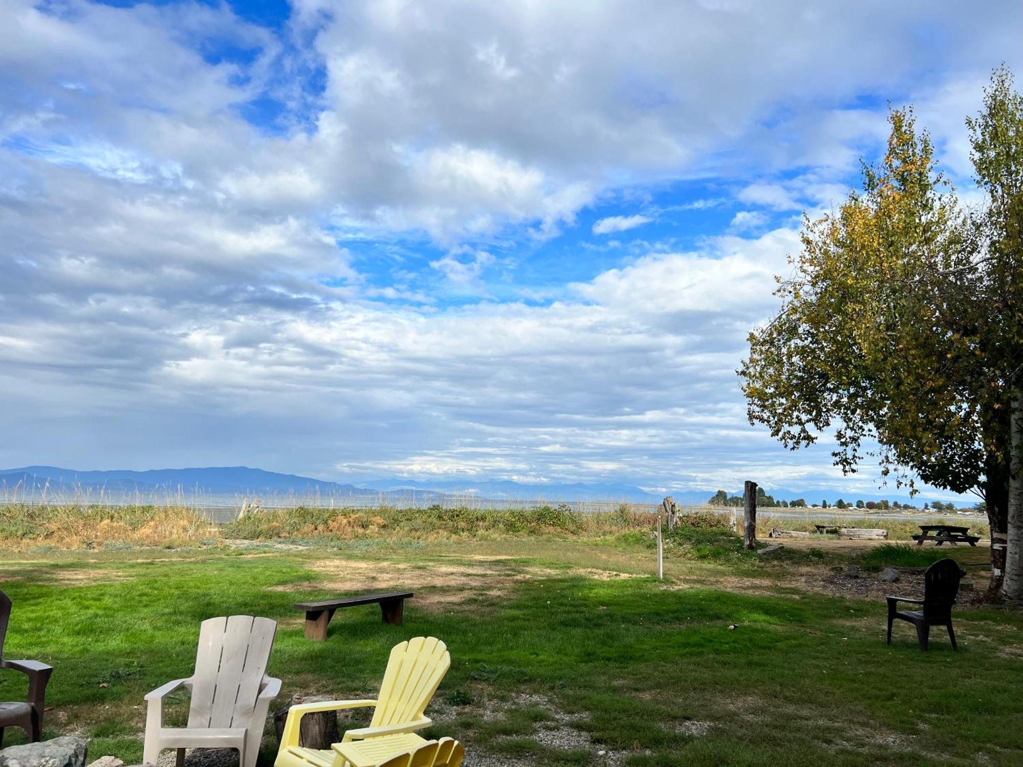 Sea Edge Motel Parksville Eksteriør billede