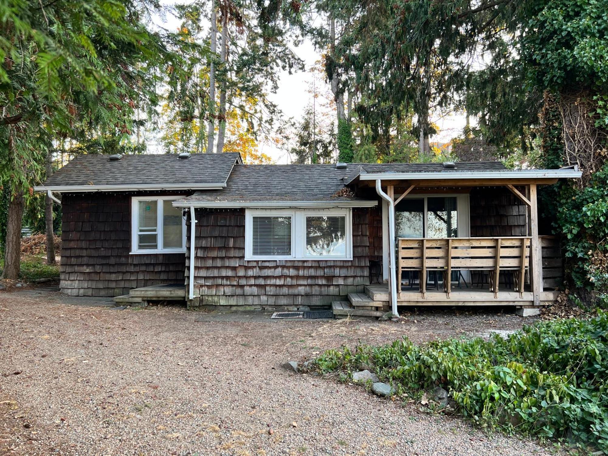 Sea Edge Motel Parksville Eksteriør billede